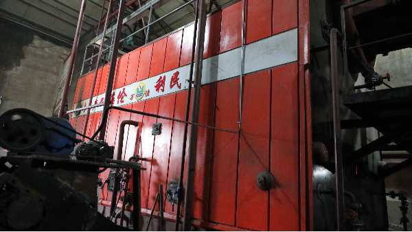 燃煤改秸稈直燃鍋爐供暖，燃料成本省一半